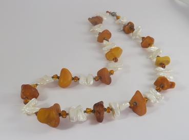 Bernstein / Perlen Kette
