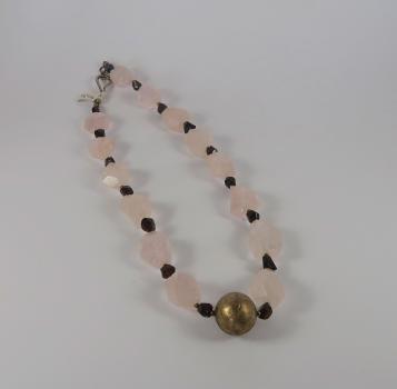 Rosenquarz / Granat Kette