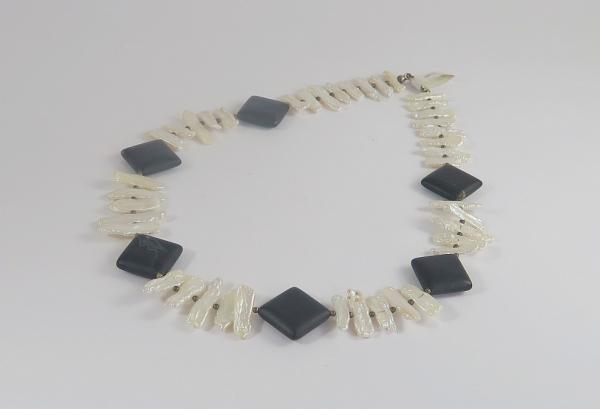 Onyx / Perlenkette